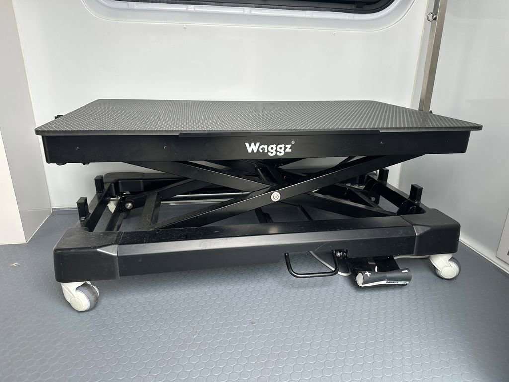 Used 2025 Mercedes-Benz Sprinter 2500 image 23