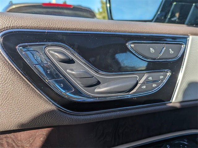 Used 2022 Lincoln Navigator Reserve image 26