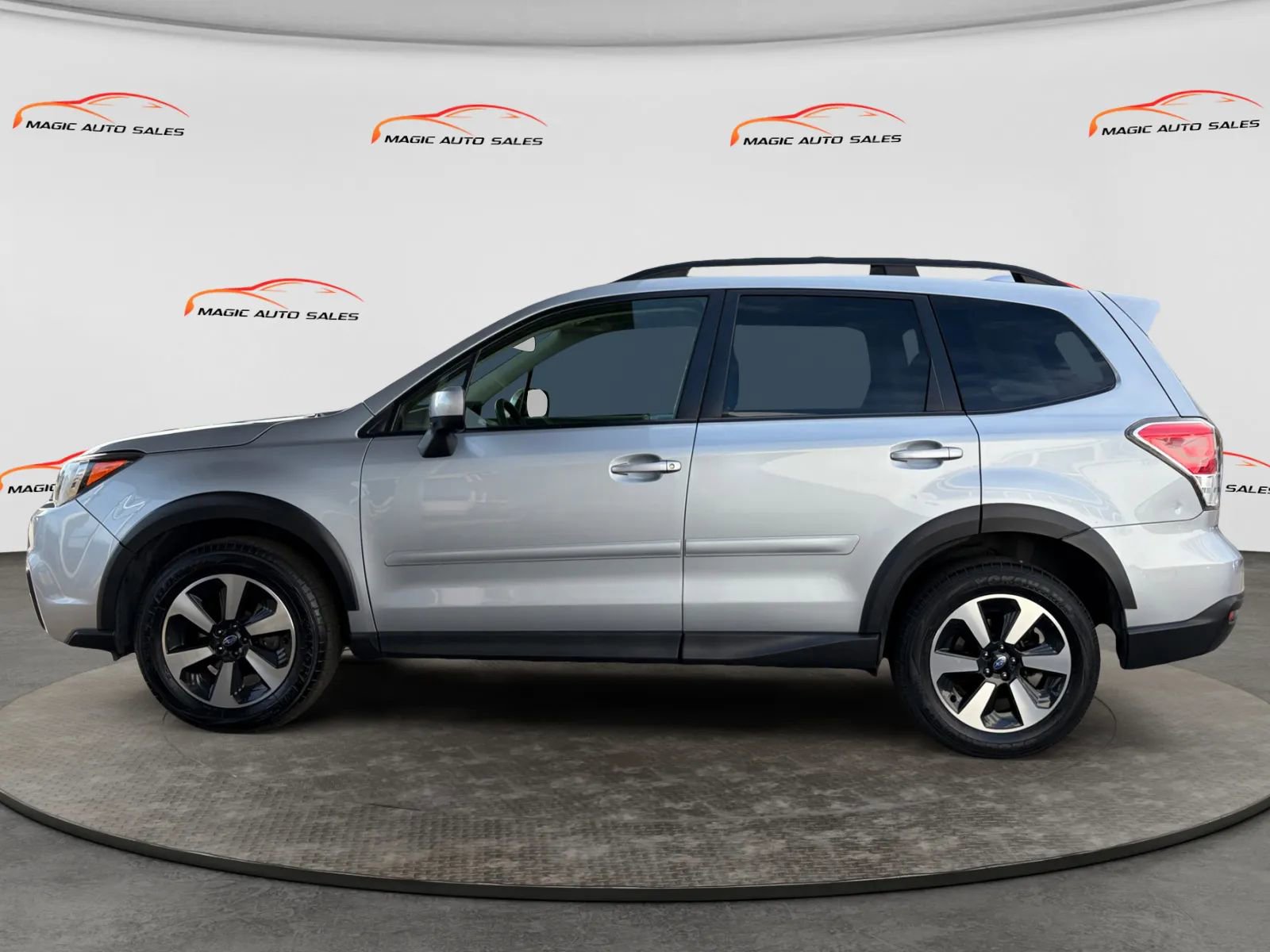 Used 2018 Subaru Forester 2.5i Premium AWD/4WD image 5