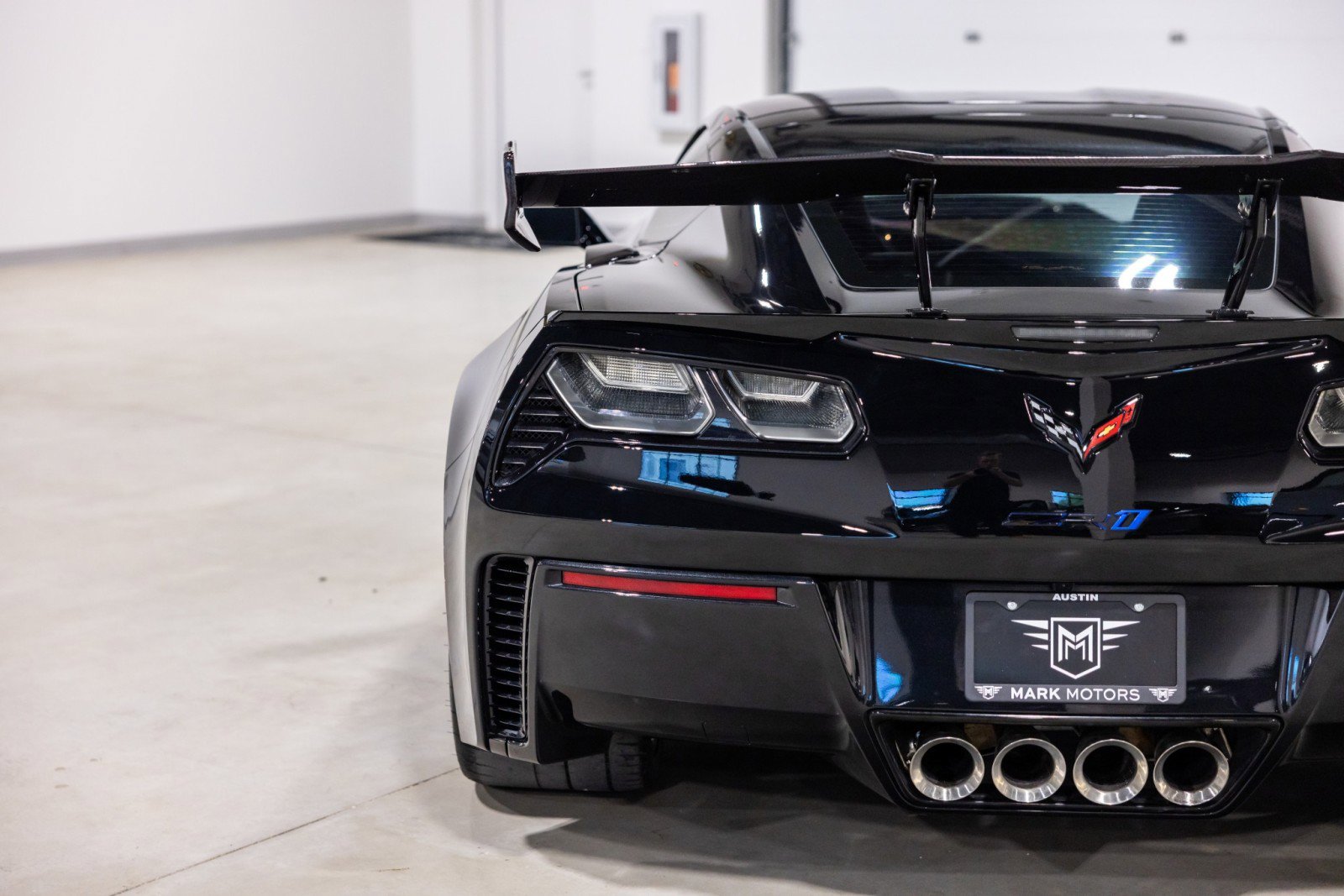 Used 2019 Chevrolet Corvette ZR1 RWD image 14