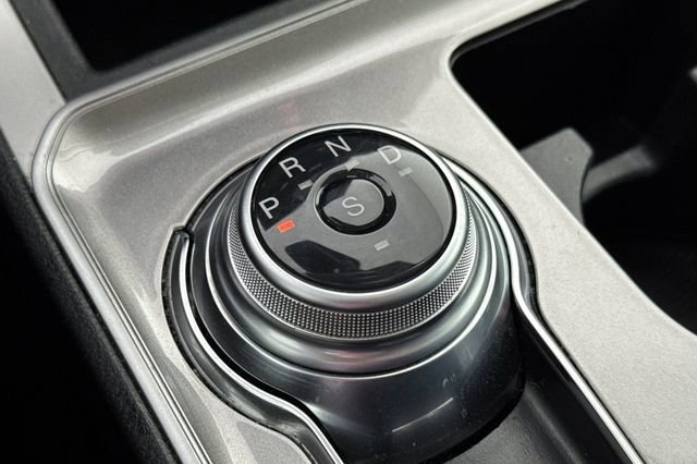 Used 2024 Ford Edge SEL image 34