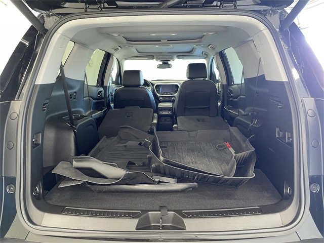 Certified 2023 GMC Acadia SLT w/ Elevation Edition image 16