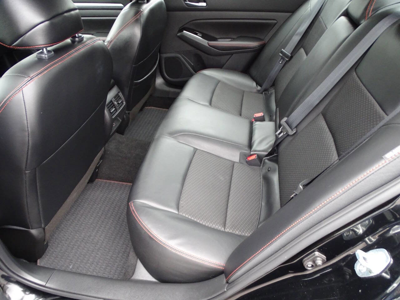Used 2024 Nissan Altima 2.5 SR AWD w/ Premium Package image 30