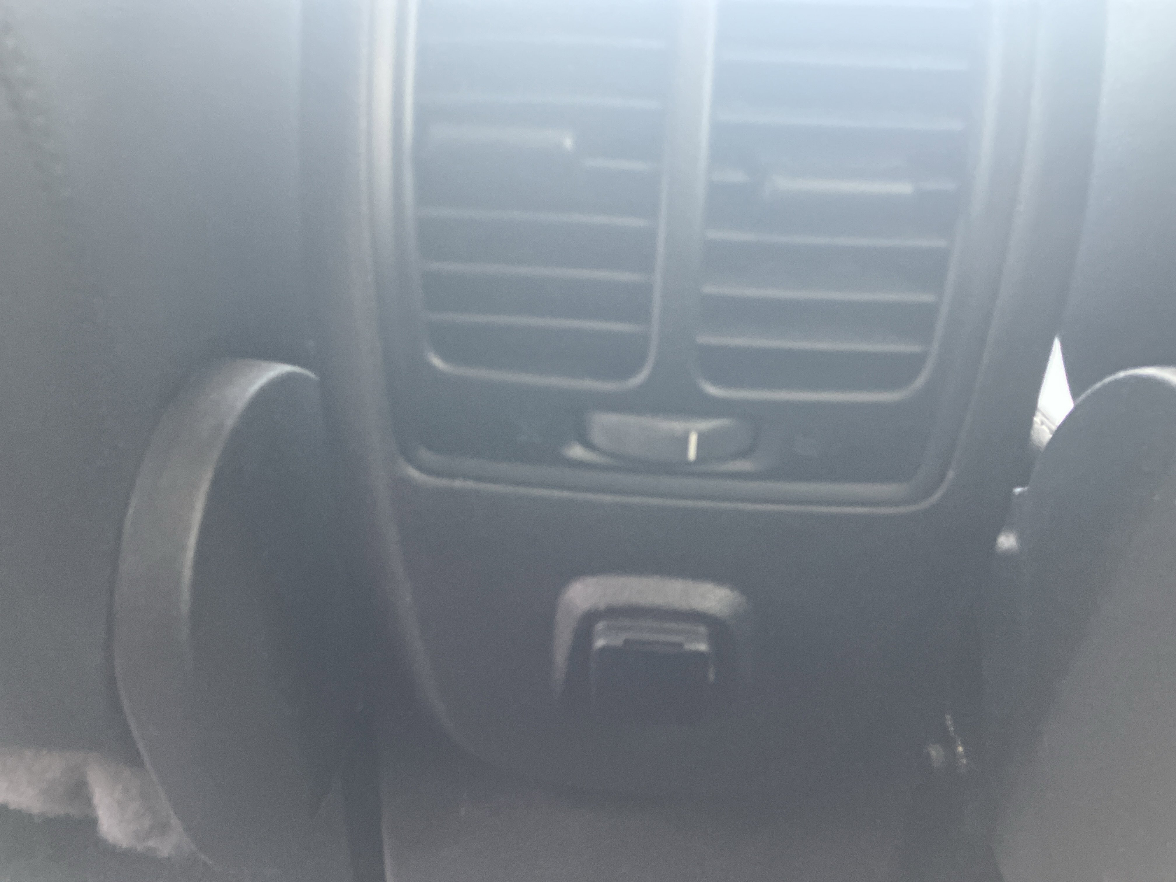 Used 2018 Ford Escape SEL image 17
