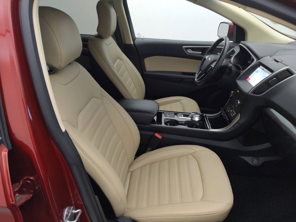 Used 2019 Ford Edge SEL w/ Equipment Group 201A FWD image 21