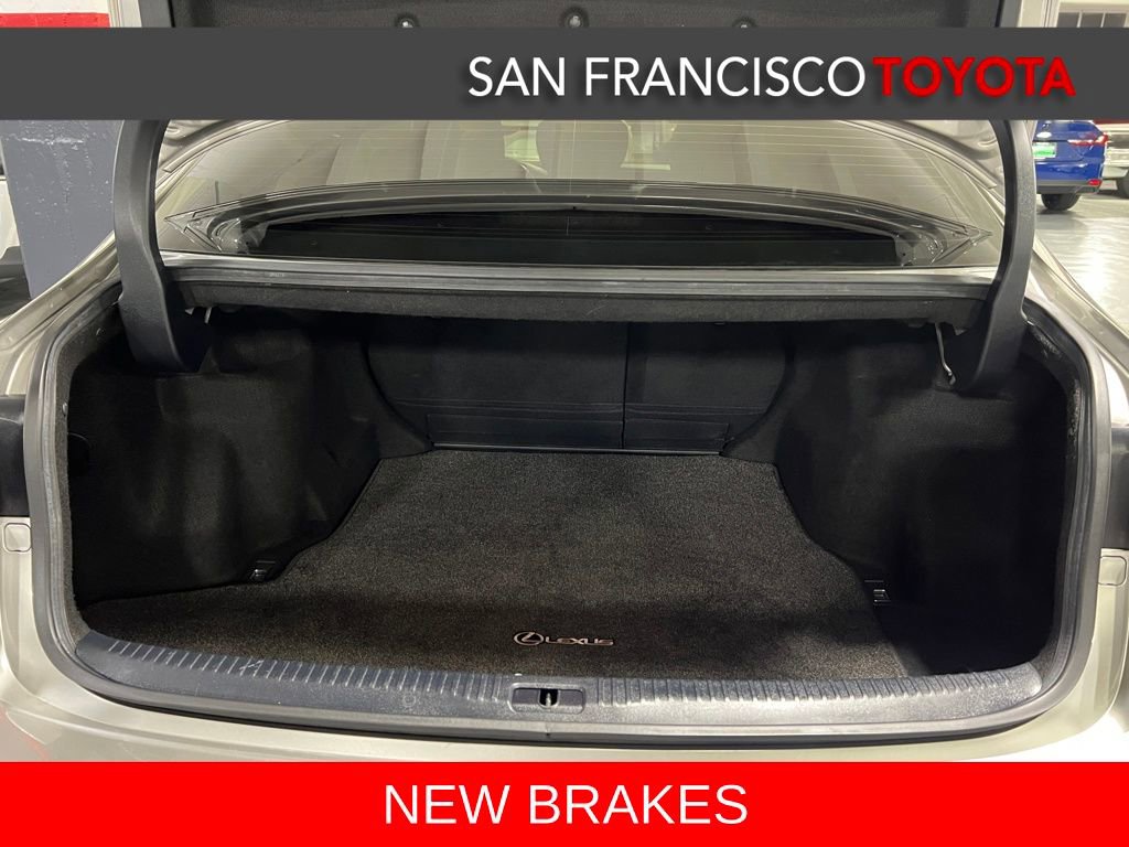 Used 2018 Lexus IS 300 F Sport image 40