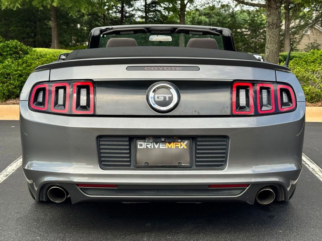 Used 2013 Ford Mustang GT RWD image 9