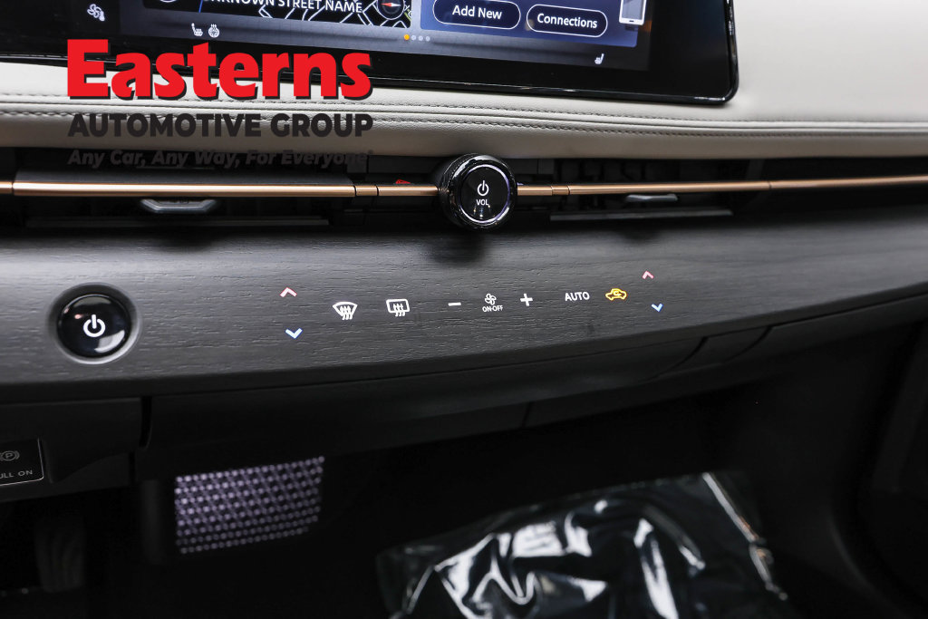 Used 2023 Nissan Ariya AWD image 21