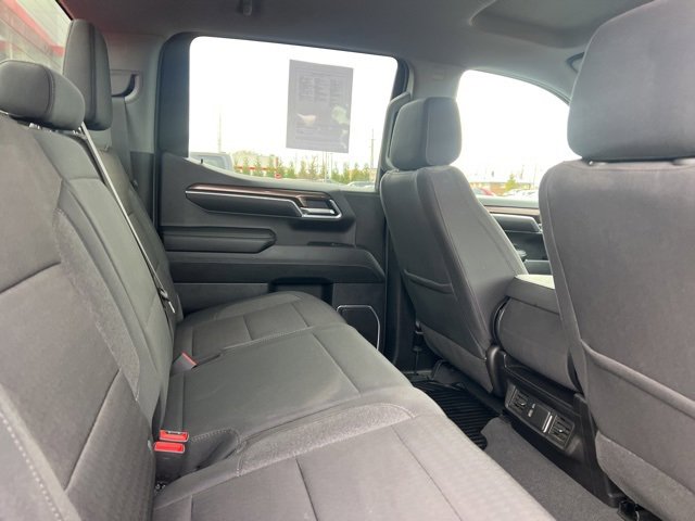 Used 2024 Chevrolet Silverado 1500 LT image 31