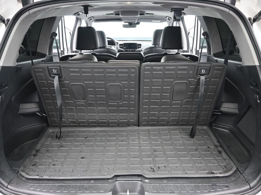 Used 2021 Honda Pilot Touring image 32