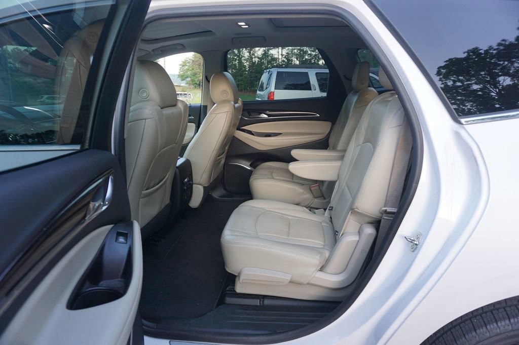 Used 2018 Buick Enclave Essence FWD image 14