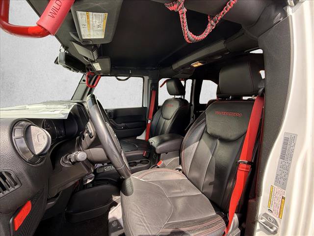 Used 2017 Jeep Wrangler Unlimited Rubicon AWD/4WD image 15