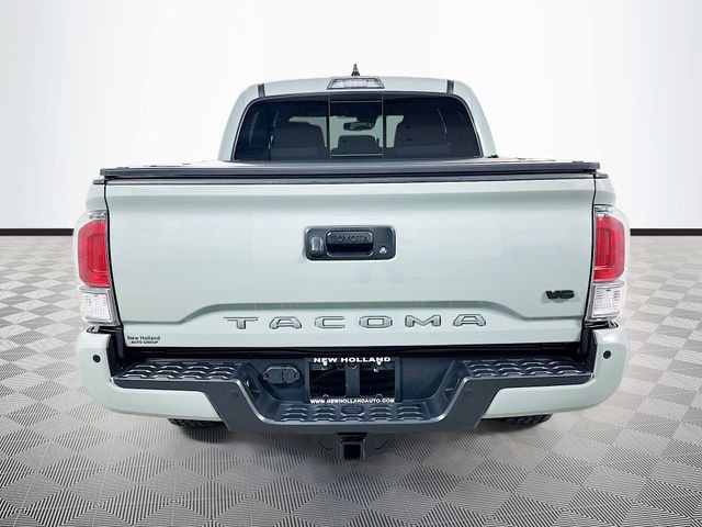 Used 2023 Toyota Tacoma TRD Sport w/ Technology Package image 6