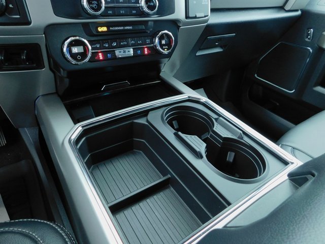 Used 2022 Ford F250 Lariat w/ Chrome Package image 31