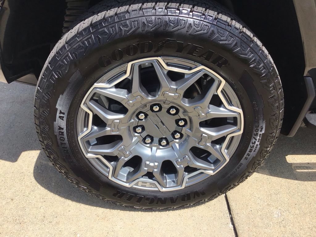 Used 2024 GMC Hummer EV 3X AWD/4WD image 30