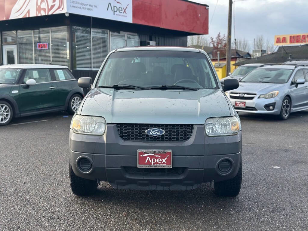 Used 2006 Ford Escape XLS image 2