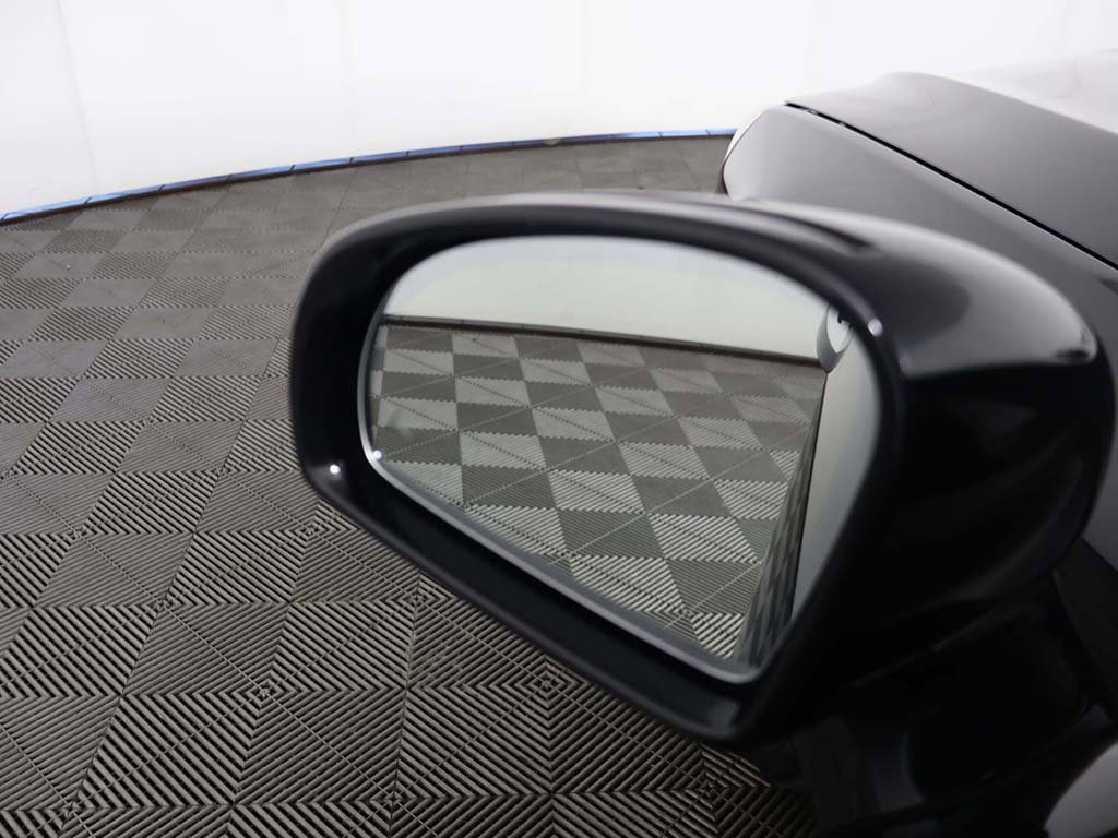 Used 2013 Mercedes-Benz SL 550 SL 550 w/ Premium Pkg image 31