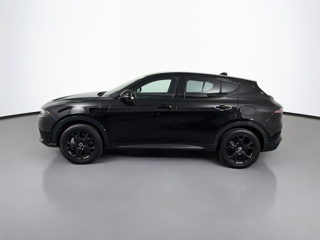 Used 2024 Dodge Hornet R/T w/ Tech Pack w/o Parking AWD/4WD image 4