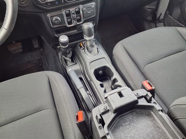 Used 2023 Jeep Wrangler Unlimited w/ Cold Weather Group image 10