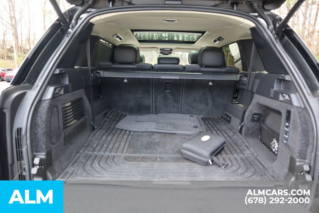 Used 2025 Land Rover Range Rover Long Wheelbase SE image 24