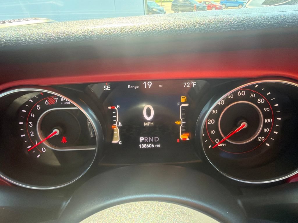 Used 2019 Jeep Wrangler Unlimited Rubicon AWD/4WD image 14