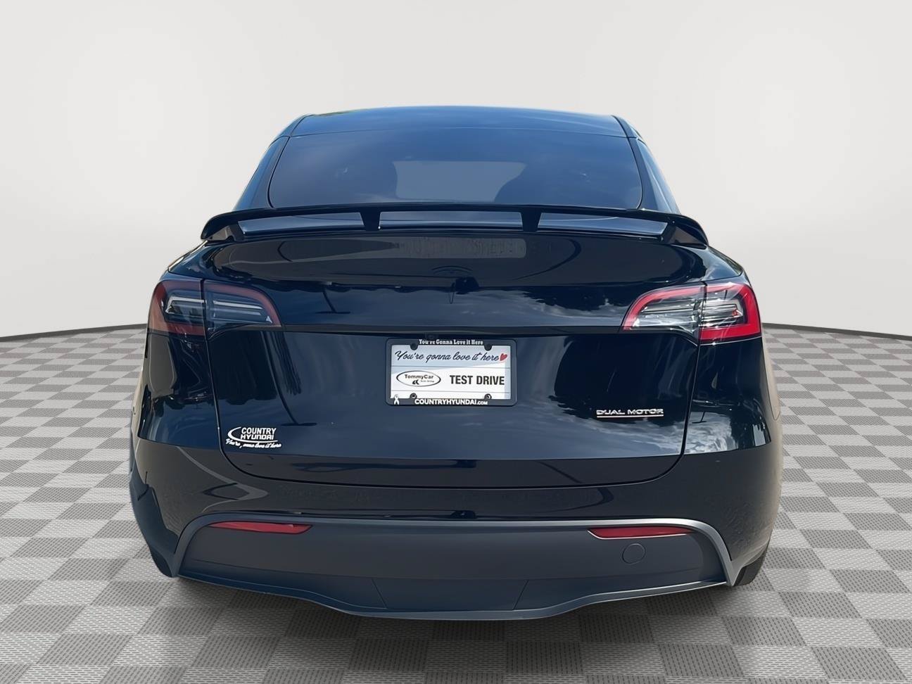 Used 2025 Tesla Model Y Performance AWD/4WD image 6