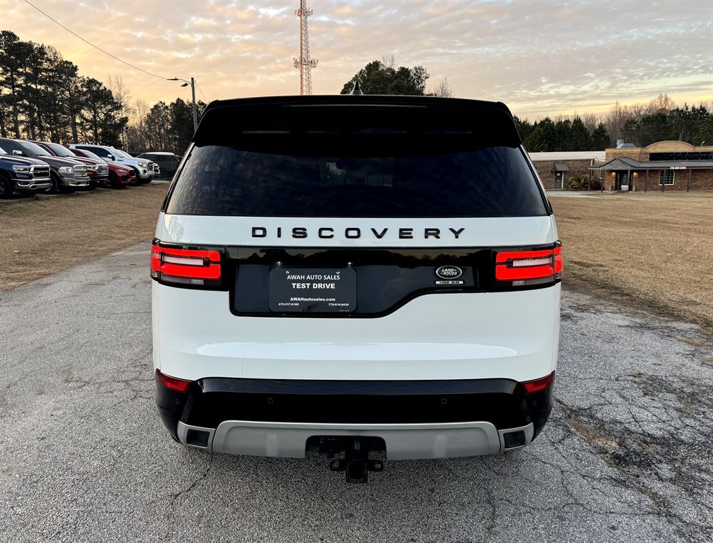 Used 2018 Land Rover Discovery HSE image 9