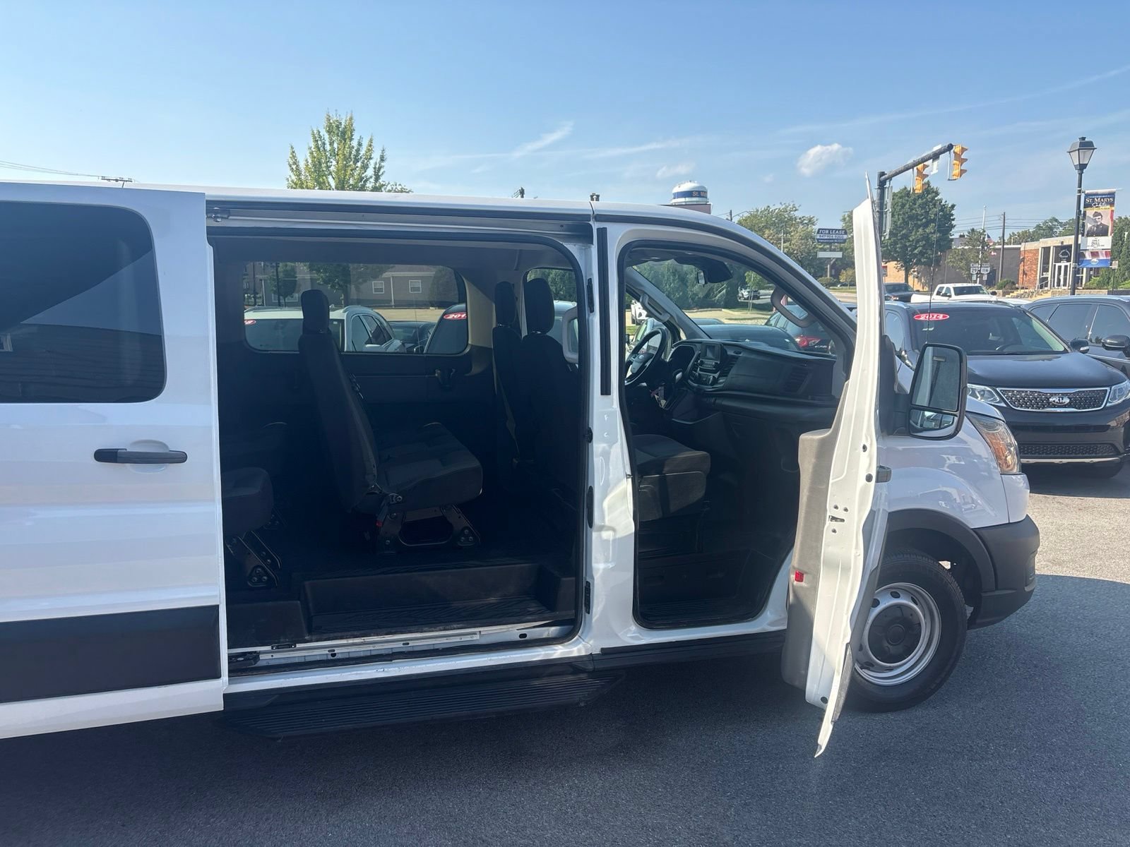 Used 2024 Ford Transit 350 XL RWD image 15