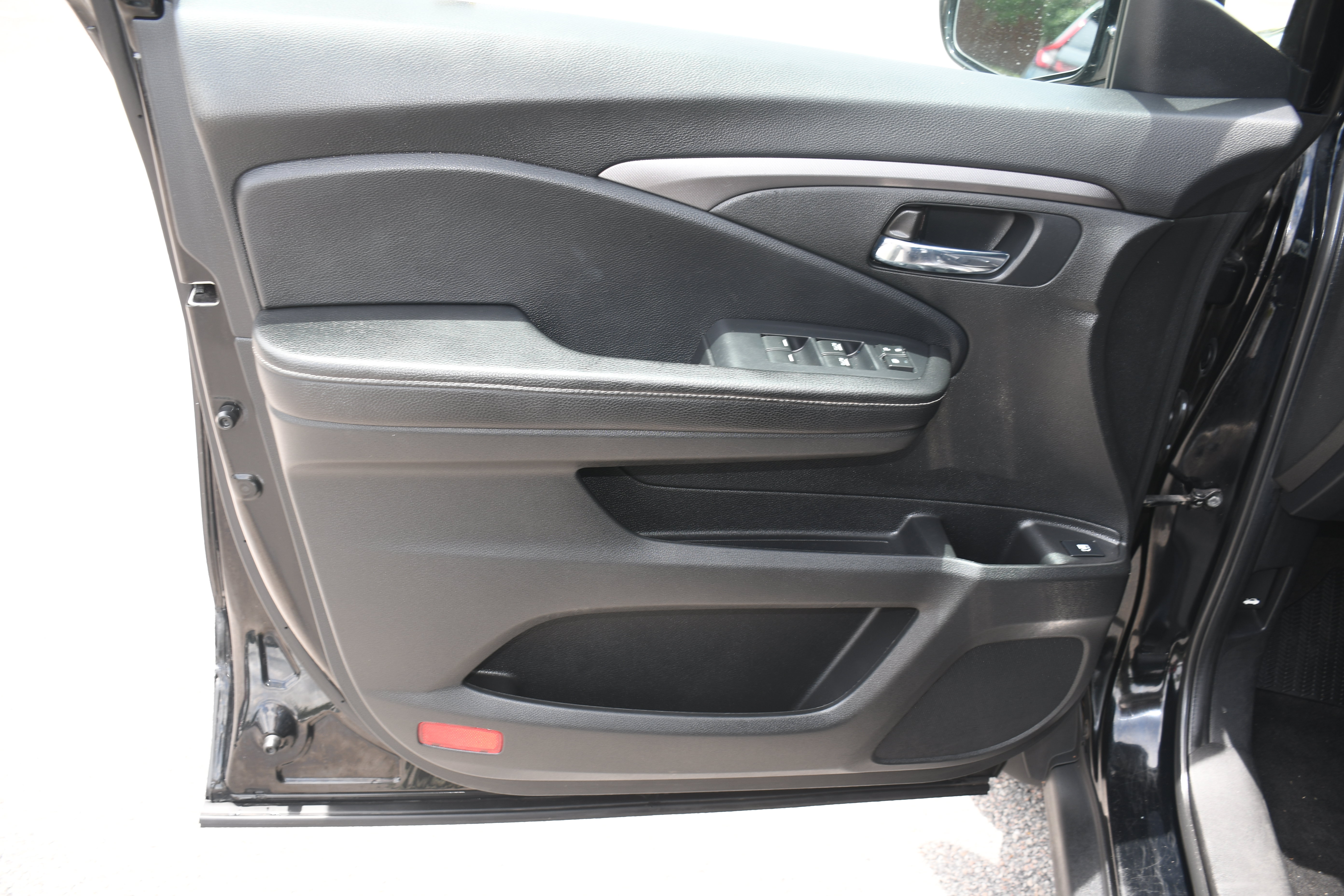 Used 2021 Honda Ridgeline Sport image 9