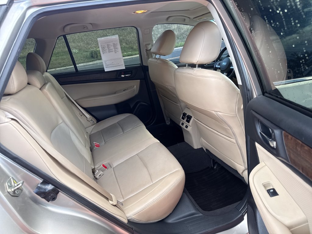 Used 2016 Subaru Outback 2.5i Limited AWD/4WD image 25