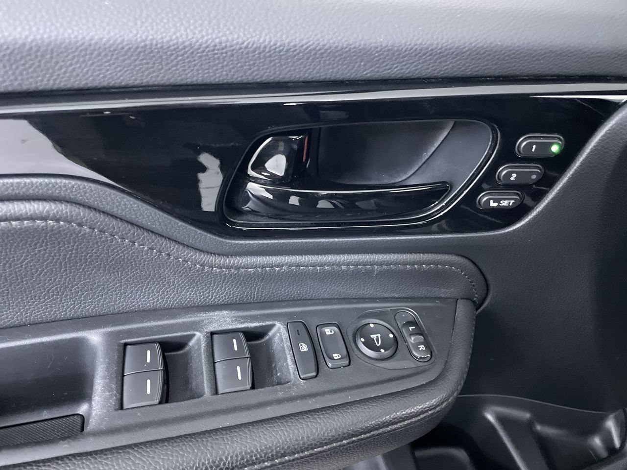 Used 2023 Honda Odyssey Touring image 11