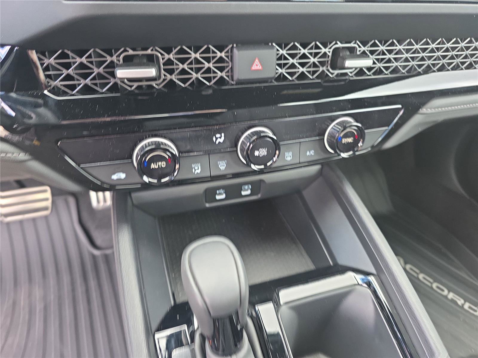 Used 2024 Honda Accord Sport image 21