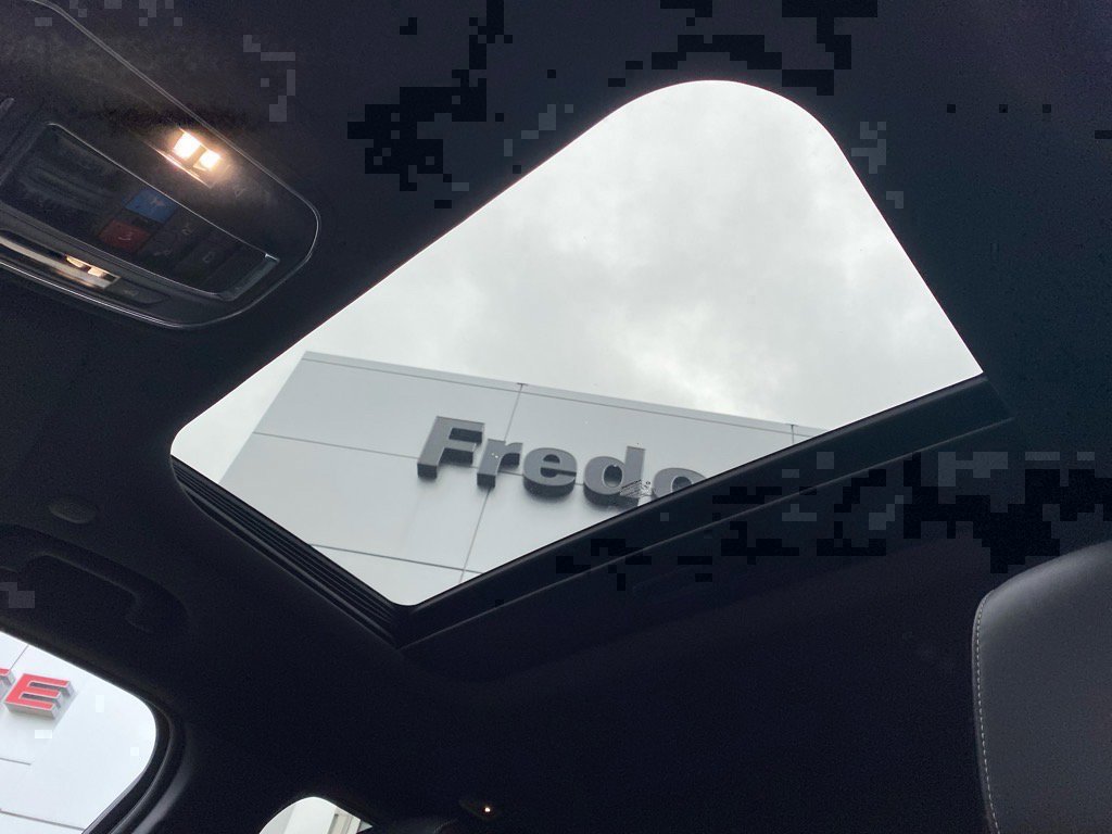 Used 2024 Jeep Grand Cherokee Altitude image 22