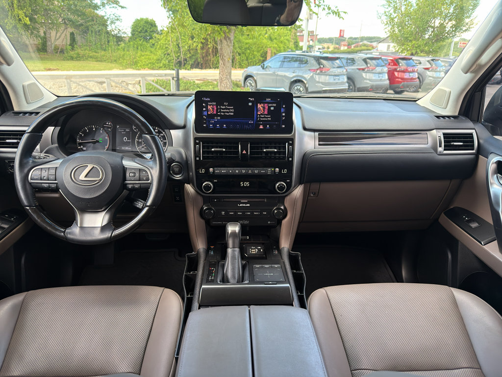 Used 2022 Lexus GX 460 Premium w/ Premium Plus Package AWD/4WD image 12