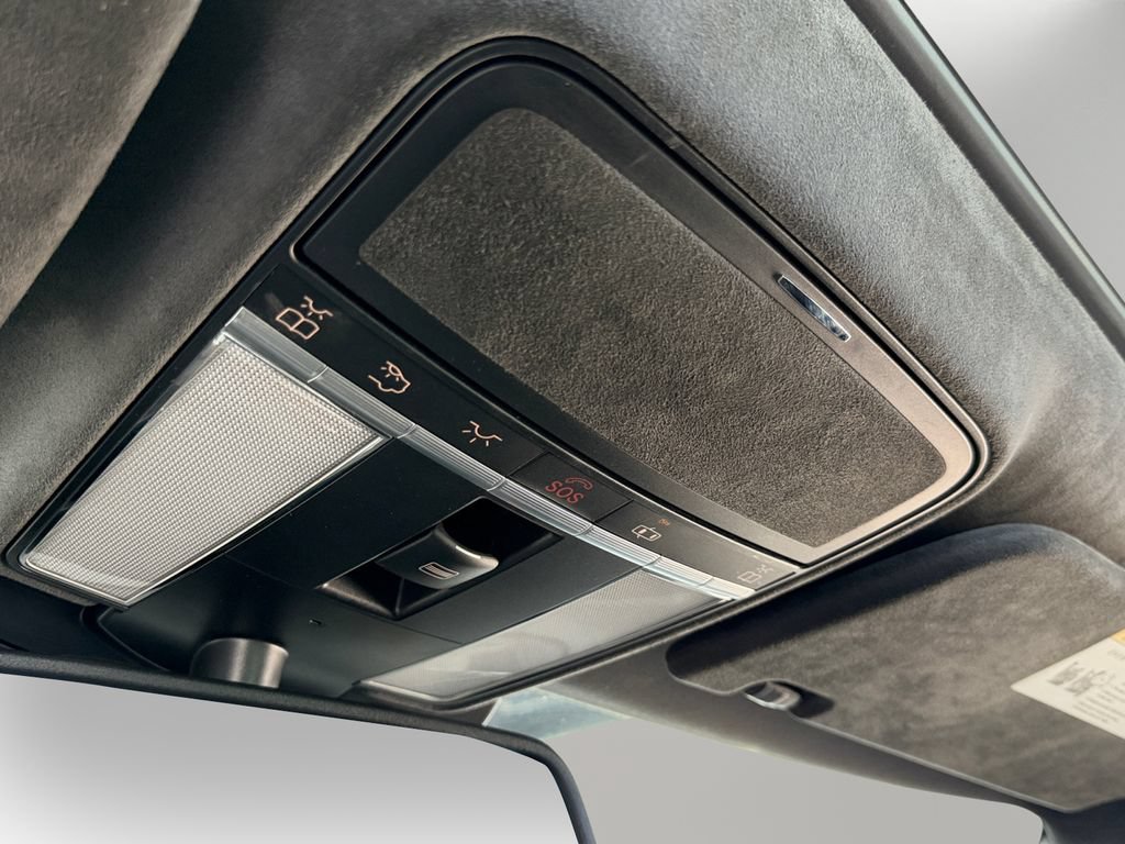 Used 2012 Mercedes-Benz CL 63 AMG image 25