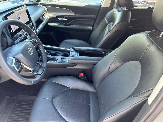 Certified 2025 Toyota Grand Highlander AWD Hybrid image 29
