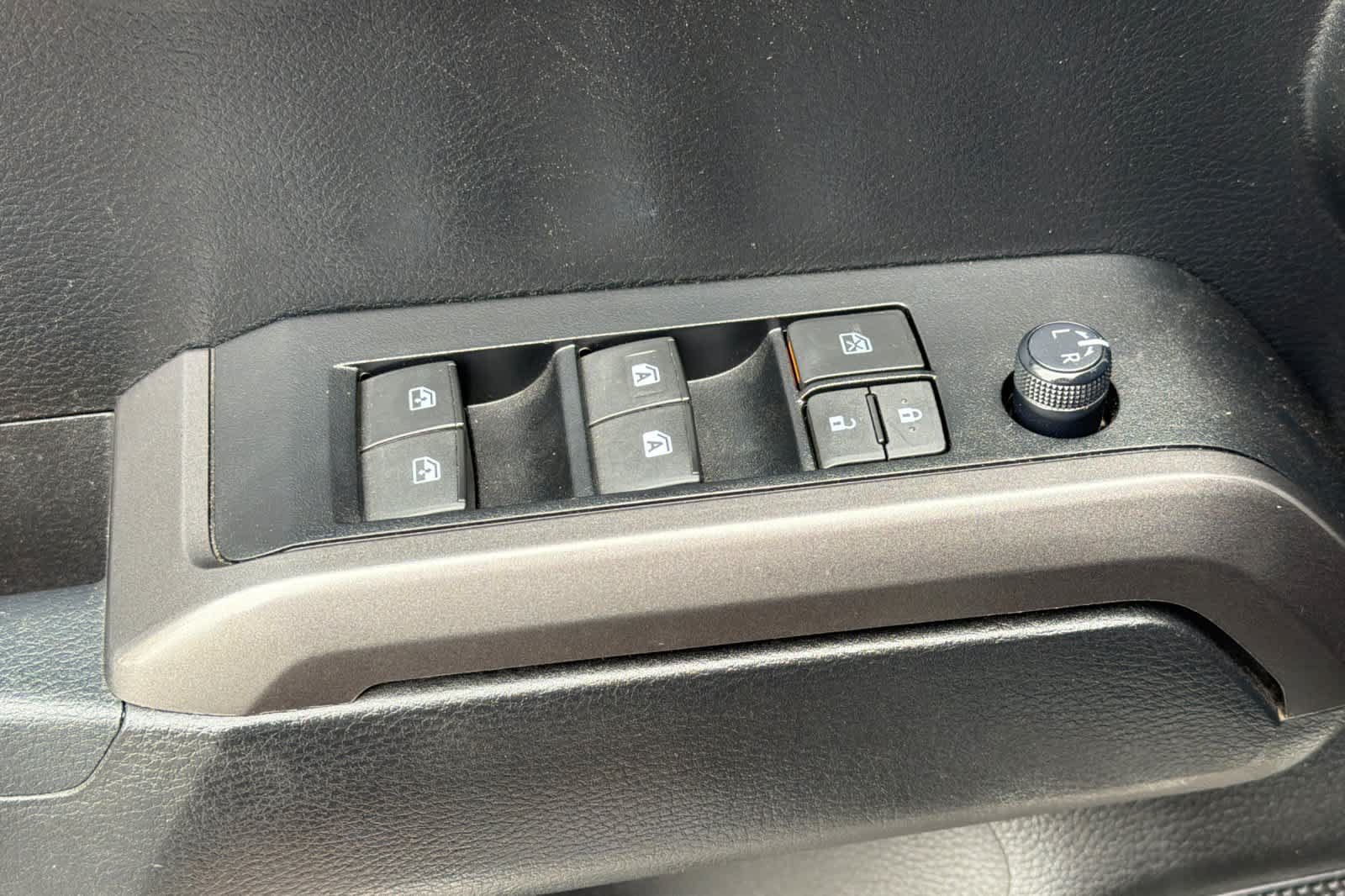 Used 2021 Toyota Tacoma TRD Sport w/ Technology Package RWD image 13