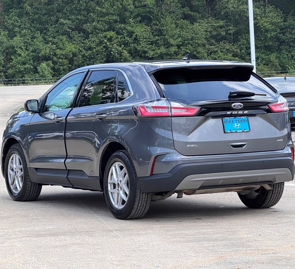 Used 2024 Ford Edge SEL AWD/4WD image 12