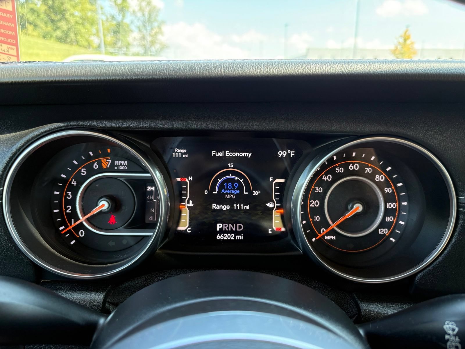 Used 2019 Jeep Wrangler Unlimited Sahara AWD/4WD image 15