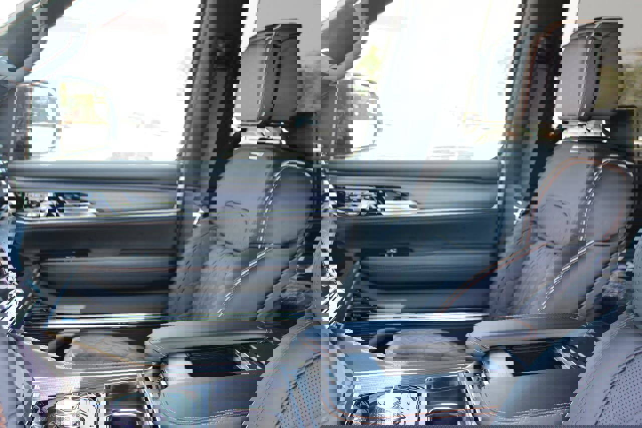 New 2025 Jeep Grand Wagoneer Series III w/ Rear Seat Video Group 1 image 32