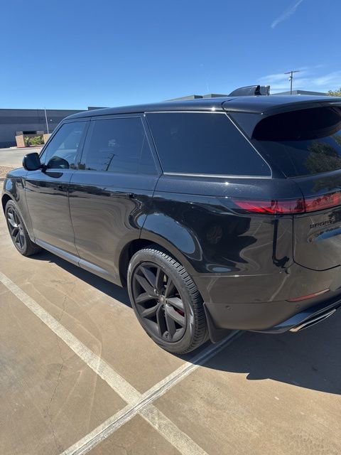 Used 2024 Land Rover Range Rover Sport SE image 13