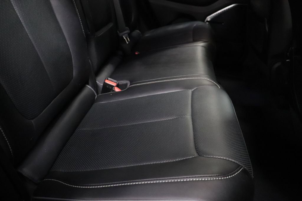 Used 2024 Jeep Grand Cherokee Overland w/ Advanced Protech Group III image 26