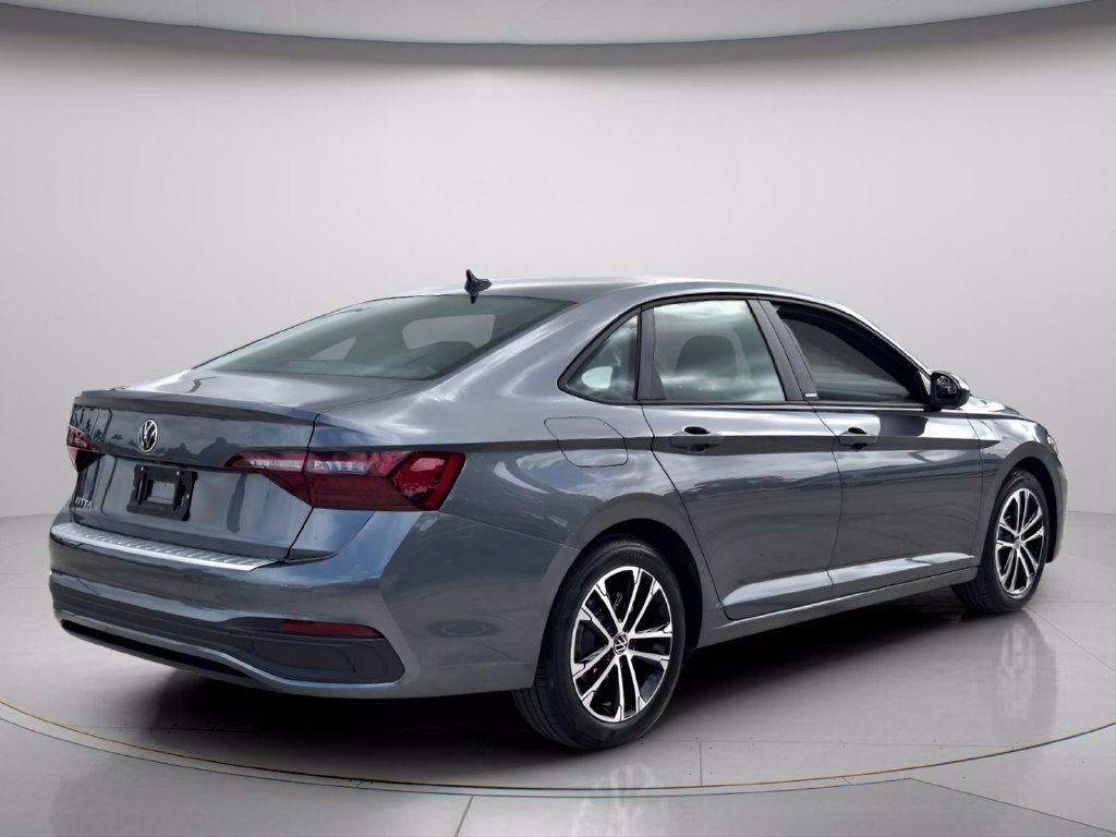 Certified 2024 Volkswagen Jetta Sport FWD image 6