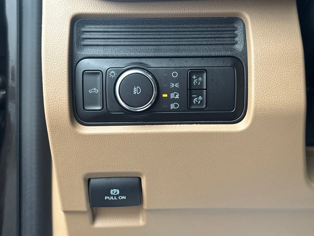 Used 2025 Ford F350 XLT image 34