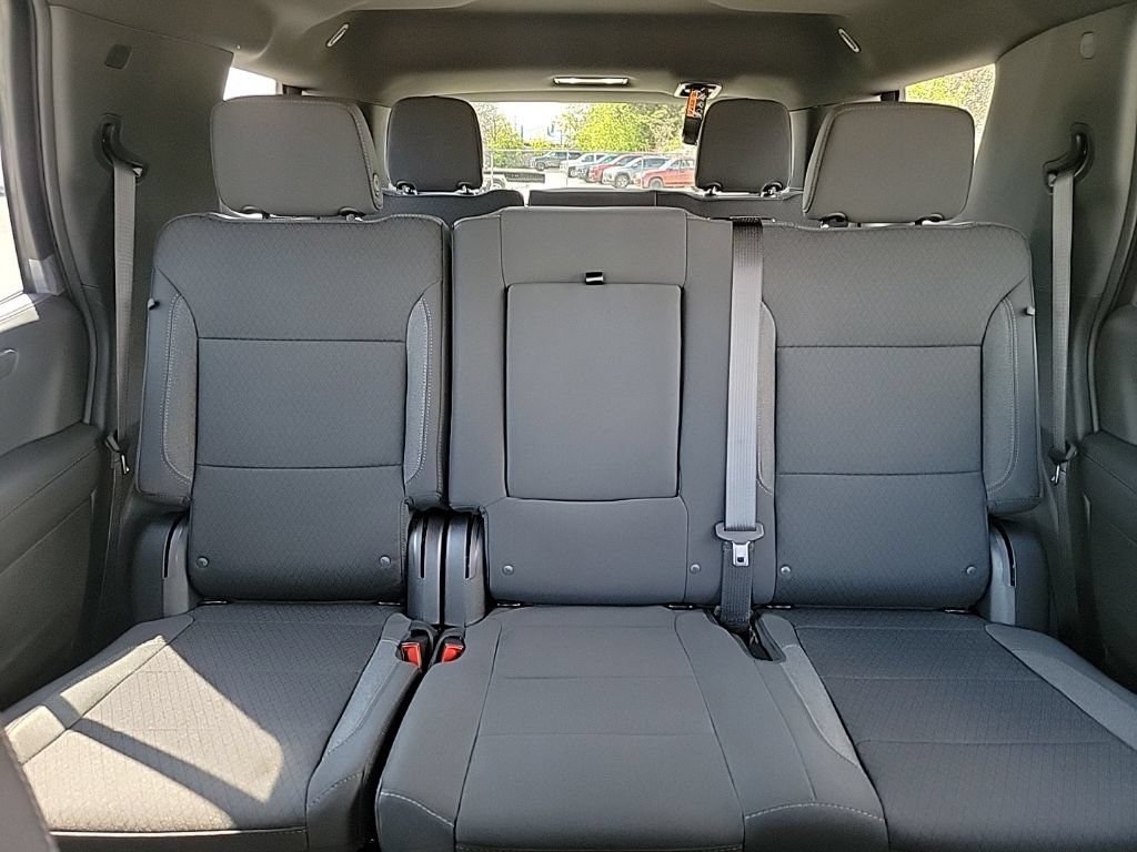 New 2026 Chevrolet Tahoe LS w/ LPO, Dark Essentials Package AWD/4WD image 27