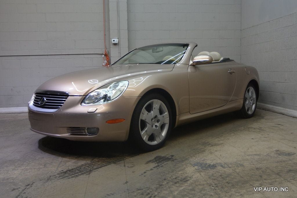 Used 2004 Lexus SC 430 Convertible RWD image 2
