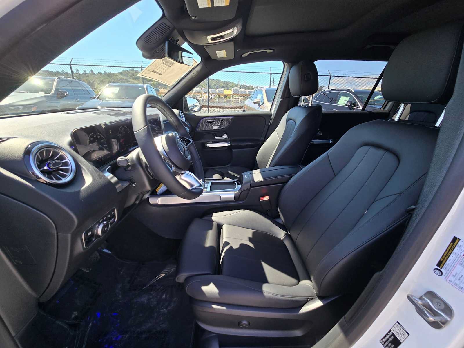 New 2026 Mercedes-Benz GLB 250 image 12