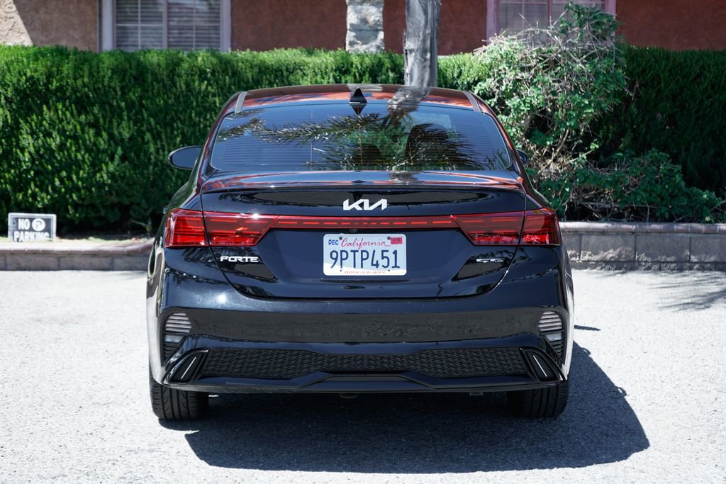 Used 2022 Kia Forte GT-Line w/ GT-Line Premium Package FWD image 7