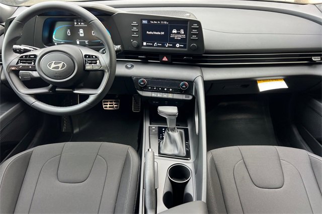 New 2026 Hyundai Elantra Sport image 13