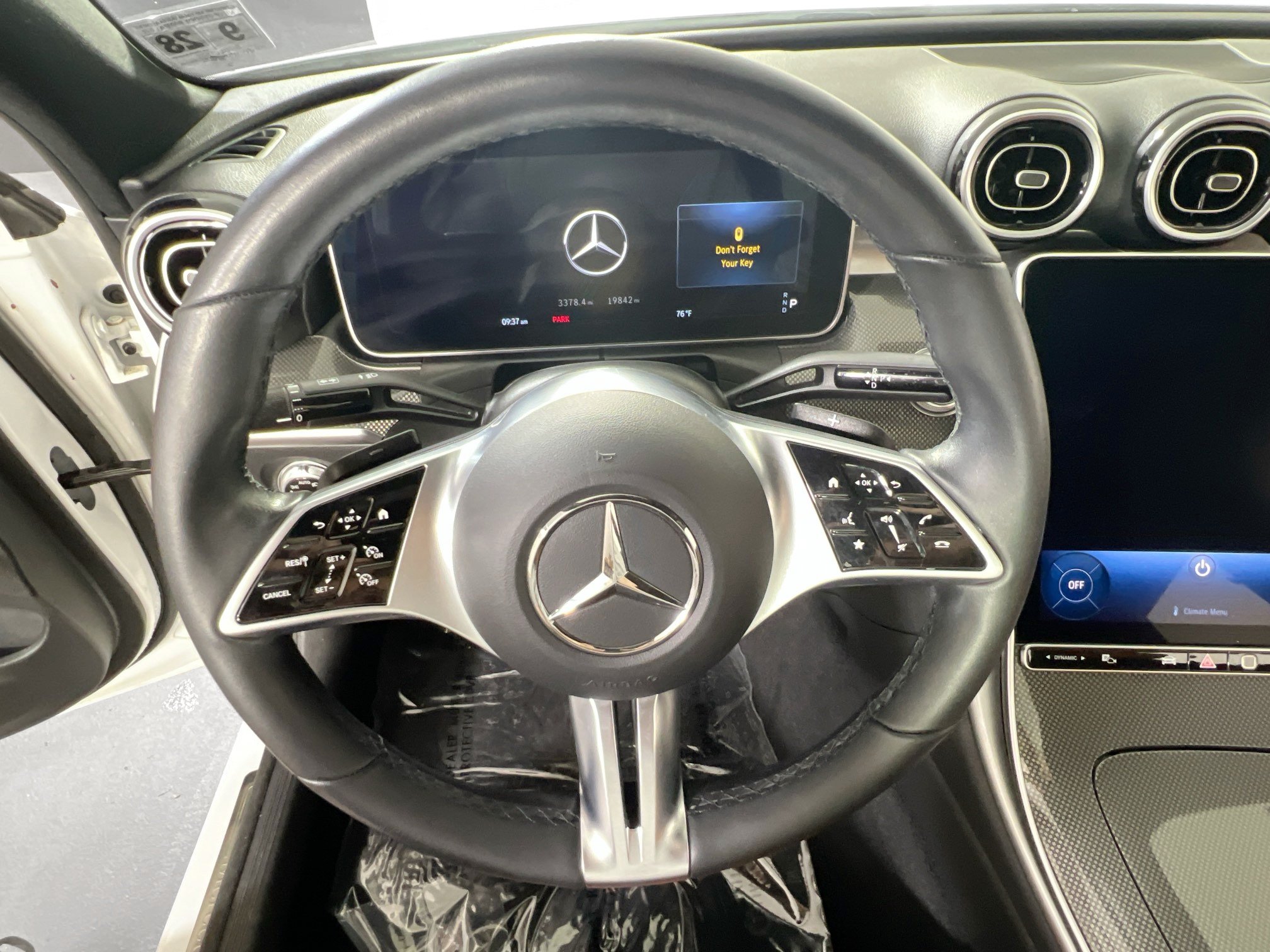 Used 2023 Mercedes-Benz C 300 4MATIC Sedan image 11